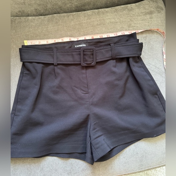 Express Black Shortie High Rise Tailored Shorts Size 6 - Picture 9 of 12